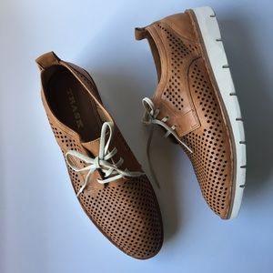 NWOT Trask Lena Tan Sneakers